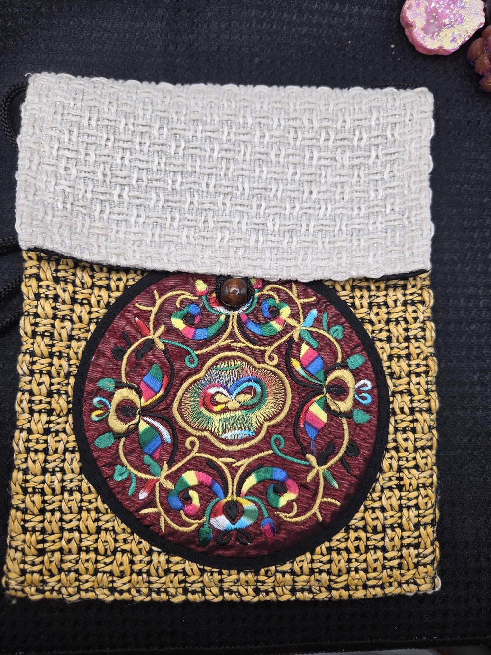 P94. Embroidered Multicolor & Cream Crossbody Bag